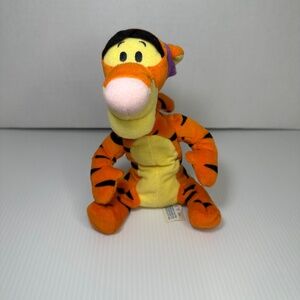 Disney ‘s Winnie The Pooh’s Tigger Star Bean Plush Mattel